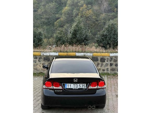 Sahibinden Honda Civic 1.6i VTEC Elegance 2011 Model 