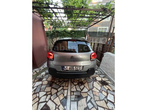 Sahibinden Citroen C3 1.2 PureTech Shine 2024 Model 