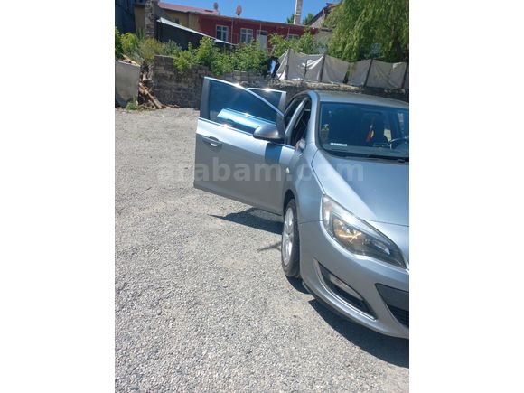 TEMİZ AİLE ARACI Sahibinden Opel Astra 1.6 Edition 2015 Model