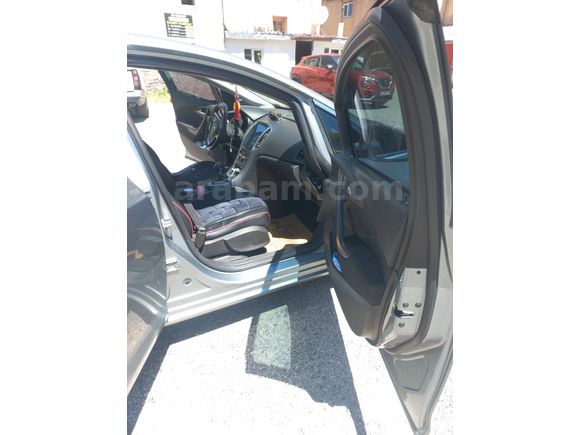 TEMİZ AİLE ARACI Sahibinden Opel Astra 1.6 Edition 2015 Model