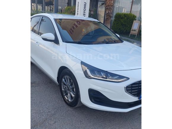 İlk Sahibinden Memurdan Hatasız Ford Focus 1.5 EcoBlue Titanium Stil 2025 Model