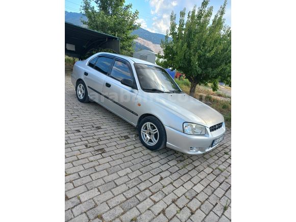 Sahibinden Hyundai Accent 1.3 LX 2003 Model