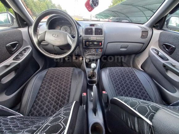 Sahibinden Hyundai Accent 1.3 LX 2003 Model