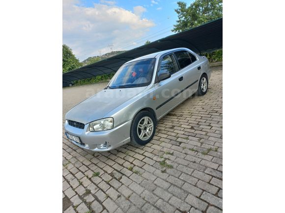 Sahibinden Hyundai Accent 1.3 LX 2003 Model