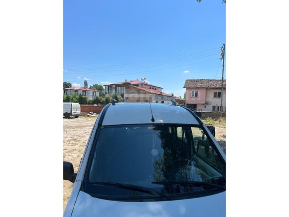 Sahibinden tertemiz saat gibi Kango beyaz inci