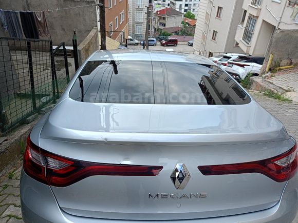 Sahibinden Renault Megane 1.3 TCe Touch 2023 Model