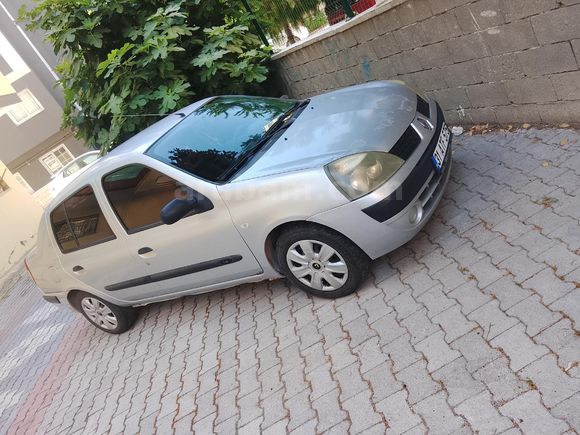 Sahibinden Renault Clio 1.4 Authentique 2005 Model