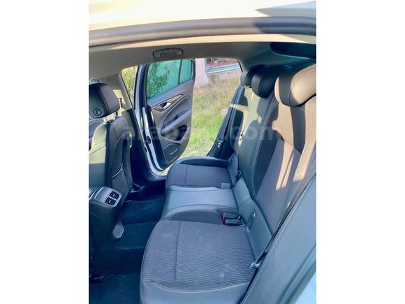 Sahibinden Opel Insignia 1.5 d Edition 2021 Model 