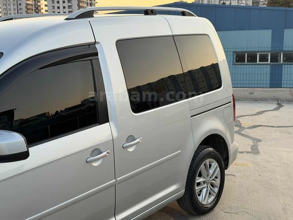 ÇELİK MOTORS'DAN CADDY (DSG)-( KATLANIR AYNA)