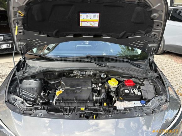 İKLİM AUTO.DAN DÜŞÜK KİLOMETRE AİLE ARACI