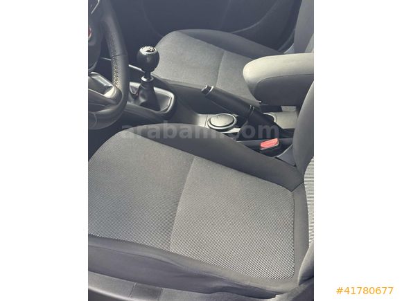 İKLİM AUTO.DAN DÜŞÜK KİLOMETRE AİLE ARACI