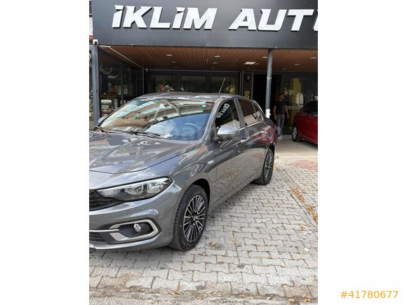 İKLİM AUTO.DAN DÜŞÜK KİLOMETRE AİLE ARACI