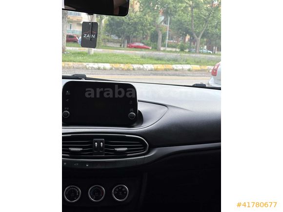 İKLİM AUTO.DAN DÜŞÜK KİLOMETRE AİLE ARACI