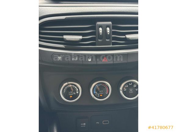 İKLİM AUTO.DAN DÜŞÜK KİLOMETRE AİLE ARACI