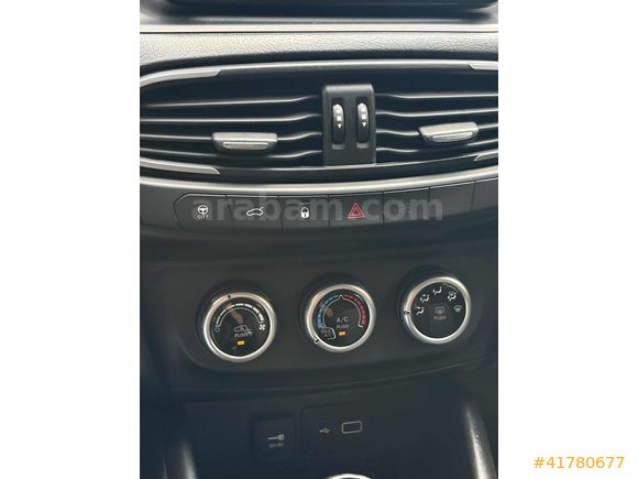 İKLİM AUTO.DAN DÜŞÜK KİLOMETRE AİLE ARACI