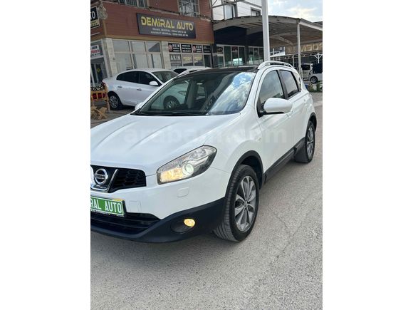 Demiral dan  Qashqai Platinium hatasız
