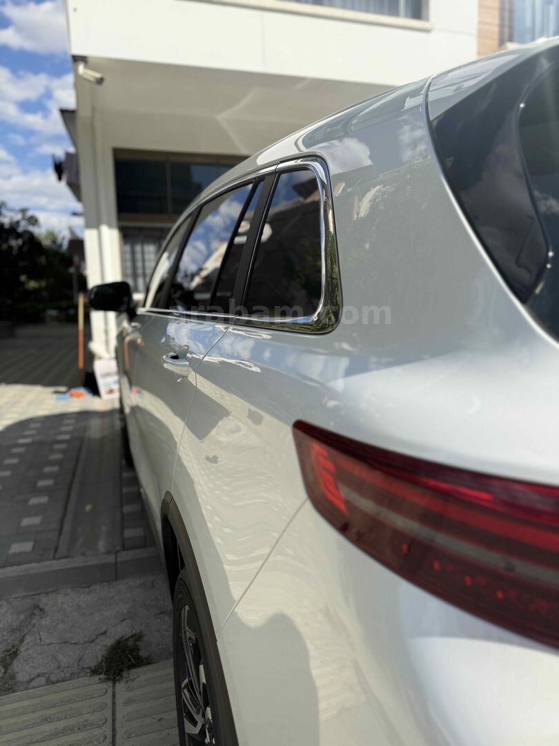 Sahibinden Skywell ET5 Premium 2022 Model Ankara 52.500 km Beyaz 4