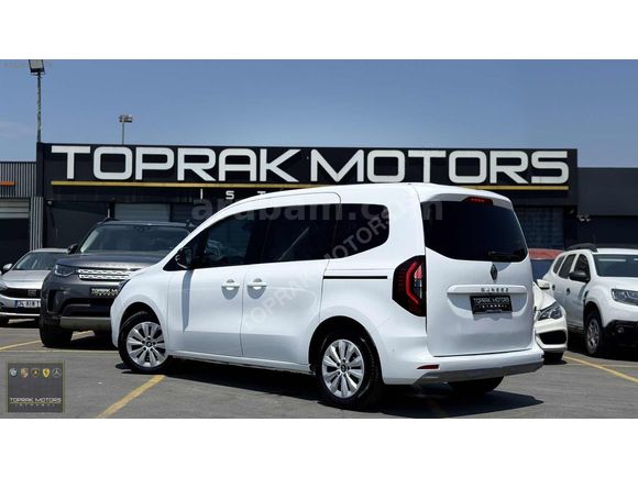 TOPRAK MOTORS İSTANBUL'DAN 2025 KANGOO MULTIX TECHNO 1.5 BLUEDCI
