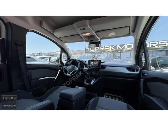 TOPRAK MOTORS İSTANBUL'DAN 2025 KANGOO MULTIX TECHNO 1.5 BLUEDCI