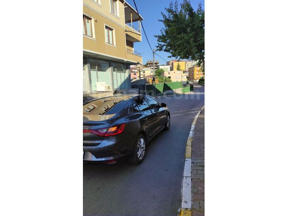 Sahibinden Renault Megane 1.6 Joy 2017 5388611923.       Model