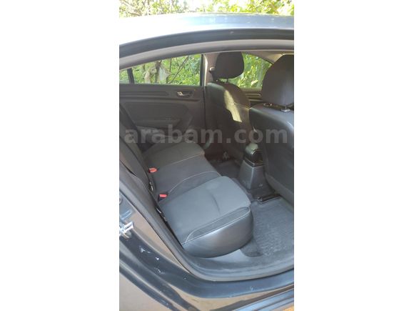 Sahibinden Renault Megane 1.6 Joy 2017 5388611923.       Model