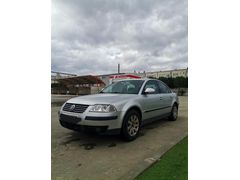 Sahibinden Volkswagen Passat 1.6 Trendline 2005 Model  260.000 km Gri (Gümüş)