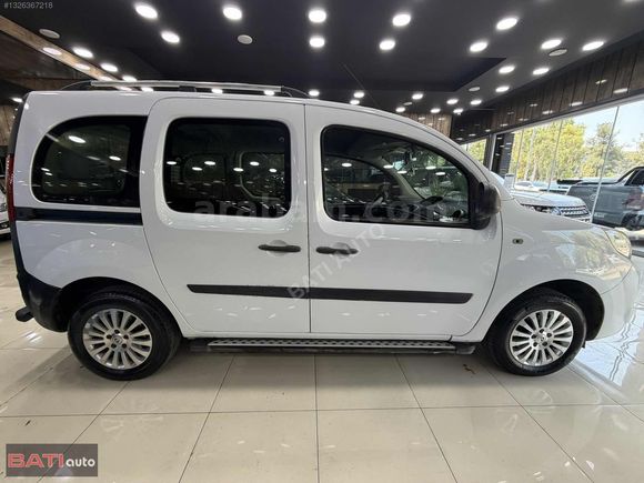 2017 DÜŞÜK KM HATASIZ KLİMALI KANGOO MULTİX JOY