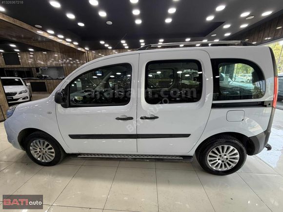 2017 DÜŞÜK KM HATASIZ KLİMALI KANGOO MULTİX JOY