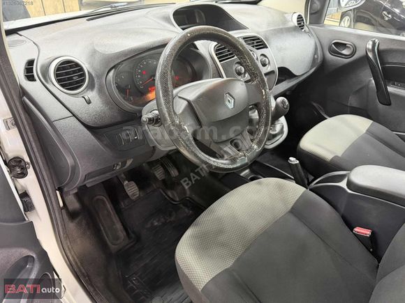 2017 DÜŞÜK KM HATASIZ KLİMALI KANGOO MULTİX JOY