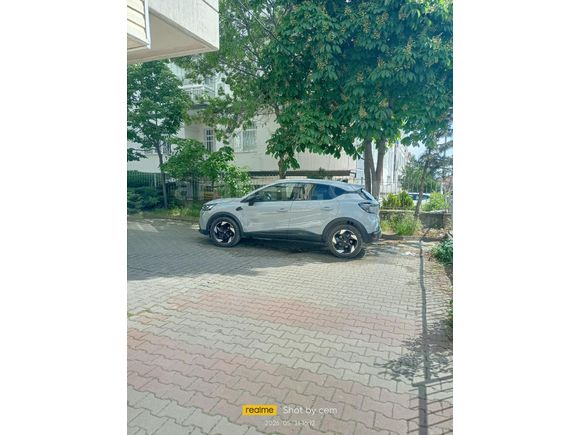 Sahibinden Renault Captur 1.3 TCe Techno 2025 Model milthibrit