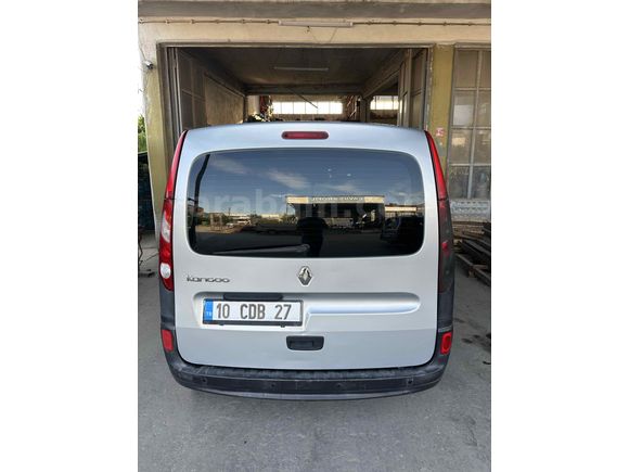 Sahibinden Renault Kangoo Multix 1.5 dCi Authentique 2012 Model 
