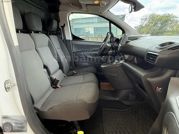 2023 MODEL 63.300 KM OPEL COMBO CARGO EDİTİON 1.5 HATASIZ %20
