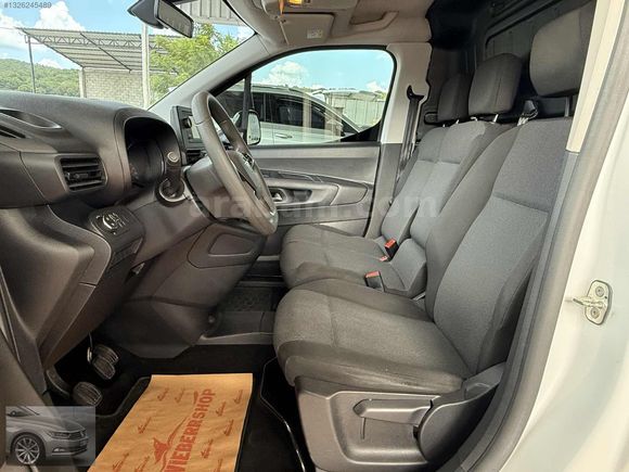 2023 MODEL 63.300 KM OPEL COMBO CARGO EDİTİON 1.5 HATASIZ %20