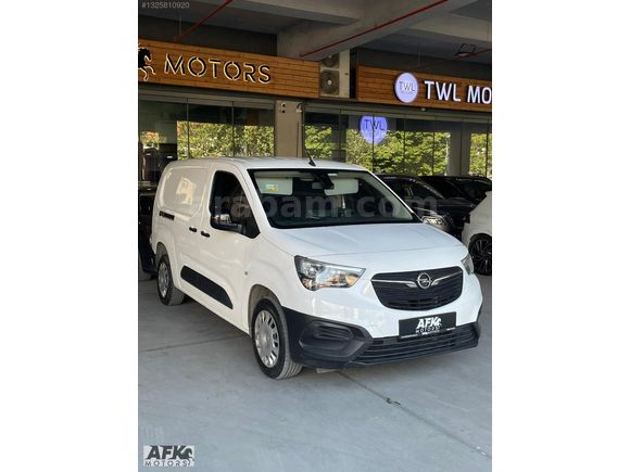 AFK'dan OPEL COMBO - TAMAMINA KREDİ-SENET-K.KARTINA TAKSİT