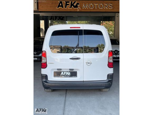 AFK'dan OPEL COMBO - TAMAMINA KREDİ-SENET-K.KARTINA TAKSİT
