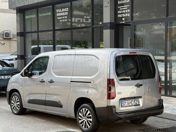 2021 COMBO CARGO ELEGANCE XL HATASIZ BOYASIZ 177.000 KM