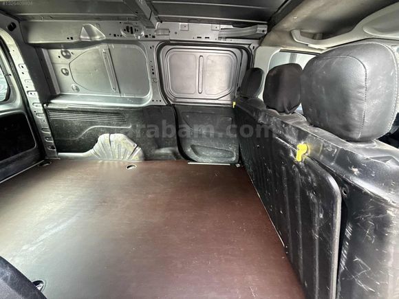 2021 COMBO CARGO ELEGANCE XL HATASIZ BOYASIZ 177.000 KM
