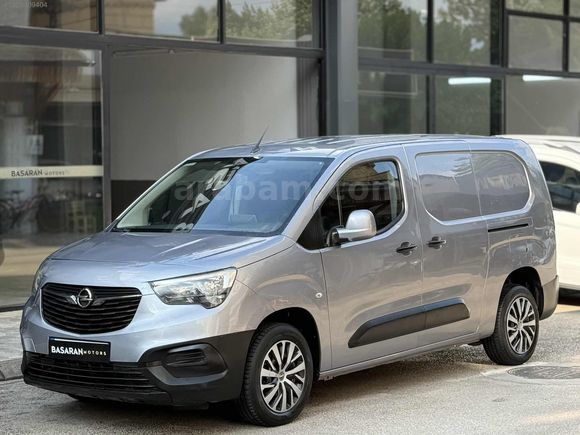 2021 COMBO CARGO ELEGANCE XL HATASIZ BOYASIZ 177.000 KM