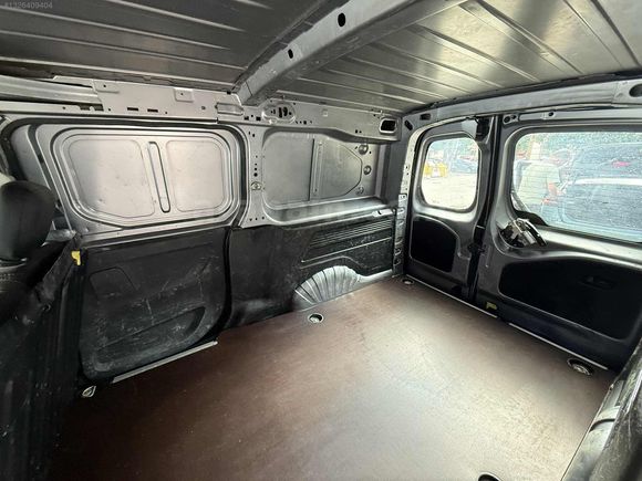 2021 COMBO CARGO ELEGANCE XL HATASIZ BOYASIZ 177.000 KM