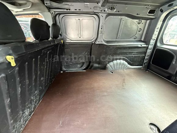 2021 COMBO CARGO ELEGANCE XL HATASIZ BOYASIZ 177.000 KM