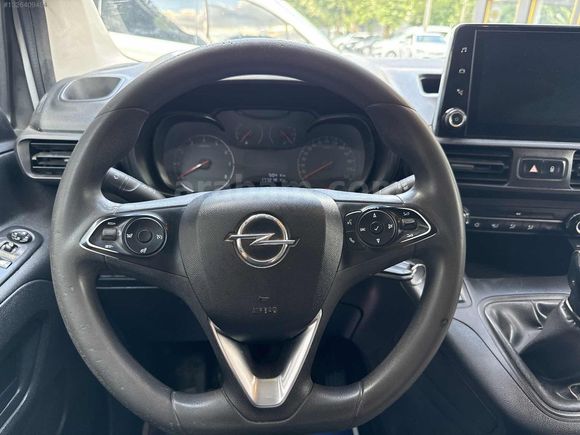2021 COMBO CARGO ELEGANCE XL HATASIZ BOYASIZ 177.000 KM