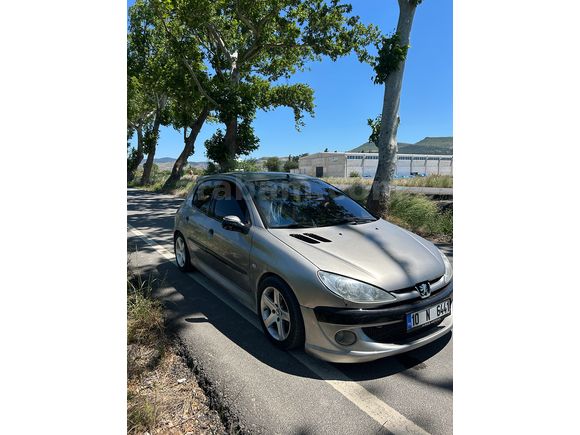 Sahibinden Peugeot 206 1.4 XT 2005 Model 