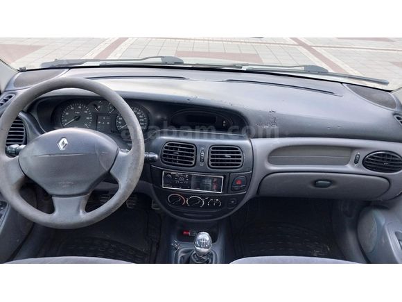 2001 Megane 1.6 16V Expression Klimalı Fırsat Aracı