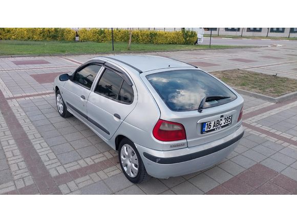 2001 Megane 1.6 16V Expression Klimalı Fırsat Aracı