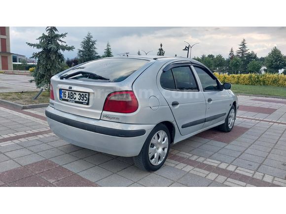2001 Megane 1.6 16V Expression Klimalı Fırsat Aracı