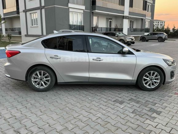 Sahibinden Ford Focus 1.5 EcoBlue Trend X 2024 Model 
