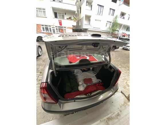 Sahibinden Renault Clio 1.4 Alize 2006 Model 