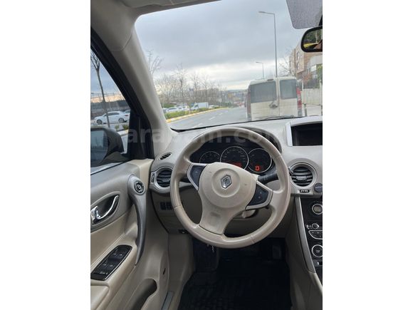 Sahibinden Renault Koleos 2.0 dCi Privilege 2011 Model