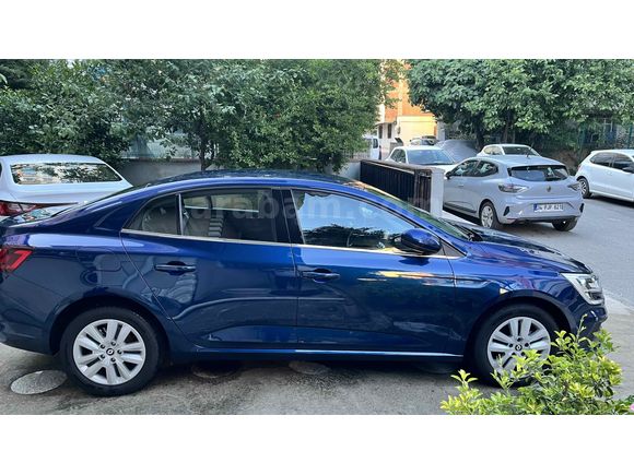 Sahibinden Renault Megane 1.3 TCe Touch 2025 Model 