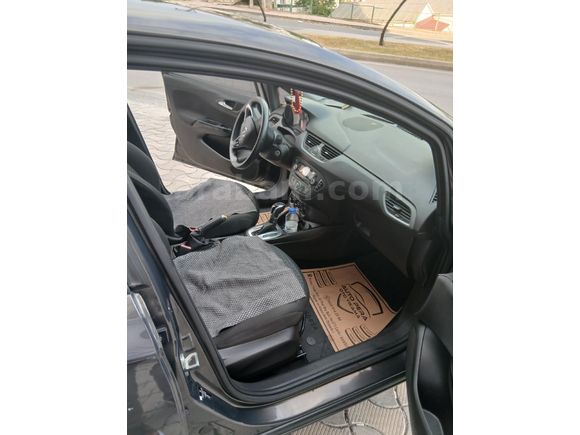 Sahibinden Opel Corsa 1.4 Essentia 2015 Model